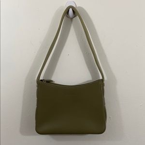 🚨CLOSING SALE “ LOW BALL ACCEPTED 🚨Cole Hann Shoulder Bag